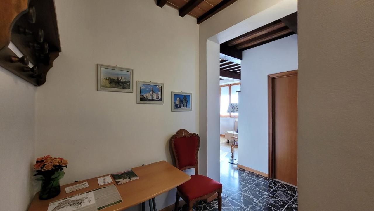 Finestra Sulla Val D'Orcia Apartman San Quirico dʼOrcia Kültér fotó